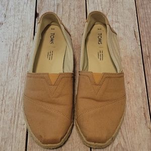 Toms slip on shoes
